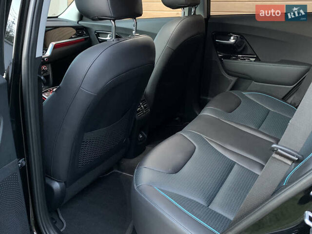 Черный Киа Niro, объемом двигателя 0 л и пробегом 60 тыс. км за 22799 $, фото 49 на Automoto.ua