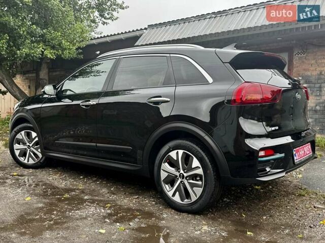 Черный Киа Niro, объемом двигателя 0 л и пробегом 150 тыс. км за 19800 $, фото 13 на Automoto.ua