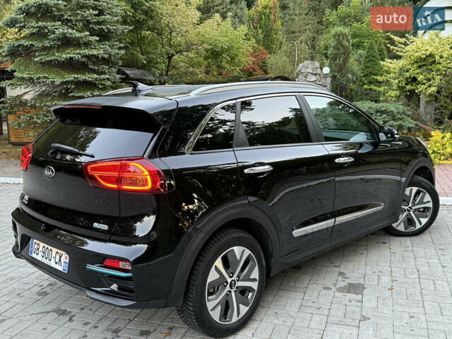 Черный Киа Niro, объемом двигателя 0 л и пробегом 123 тыс. км за 18199 $, фото 24 на Automoto.ua