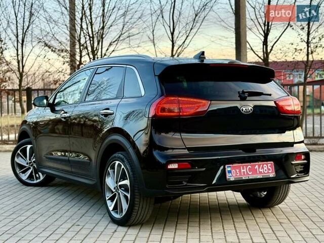 Черный Киа Niro, объемом двигателя 0 л и пробегом 89 тыс. км за 19350 $, фото 11 на Automoto.ua