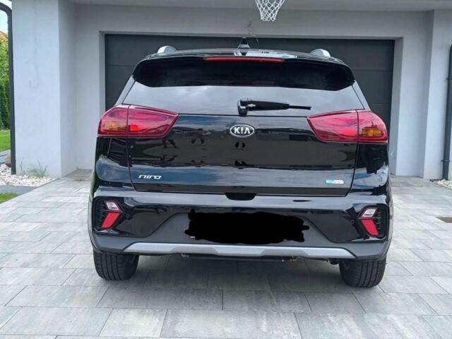 Киа Niro 2021 в Киеве на Automoto.ua Черный Киа Niro, объемом двигателя 1.5 л и пробегом 43 тыс. км за 15000 $, фото 7 на Automoto.ua