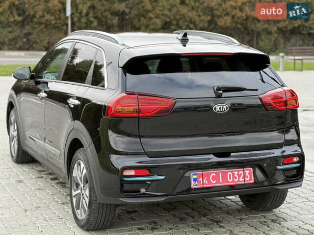 Черный Киа Niro, объемом двигателя 0 л и пробегом 80 тыс. км за 19999 $, фото 166 на Automoto.ua