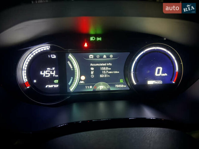 Чорний Кіа Niro, об'ємом двигуна 0 л та пробігом 78 тис. км за 19300 $, фото 32 на Automoto.ua