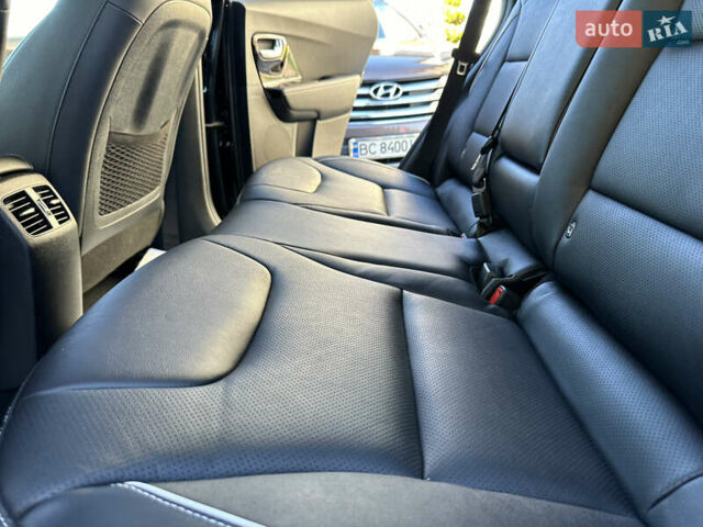 Черный Киа Niro, объемом двигателя 0 л и пробегом 127 тыс. км за 19750 $, фото 50 на Automoto.ua