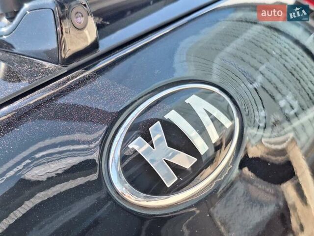 Черный Киа Niro, объемом двигателя 1.58 л и пробегом 112 тыс. км за 19700 $, фото 18 на Automoto.ua