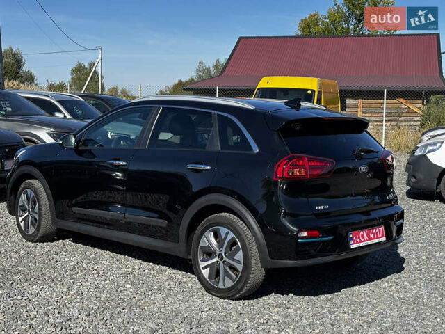 Черный Киа Niro, объемом двигателя 0 л и пробегом 59 тыс. км за 23900 $, фото 7 на Automoto.ua