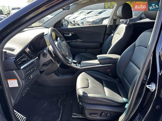 Черный Киа Niro, объемом двигателя 0 л и пробегом 59 тыс. км за 23900 $, фото 10 на Automoto.ua