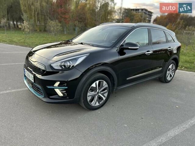 Черный Киа Niro, объемом двигателя 0 л и пробегом 121 тыс. км за 18999 $, фото 4 на Automoto.ua