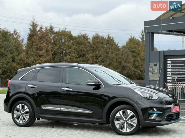 Черный Киа Niro, объемом двигателя 0 л и пробегом 80 тыс. км за 19890 $, фото 130 на Automoto.ua