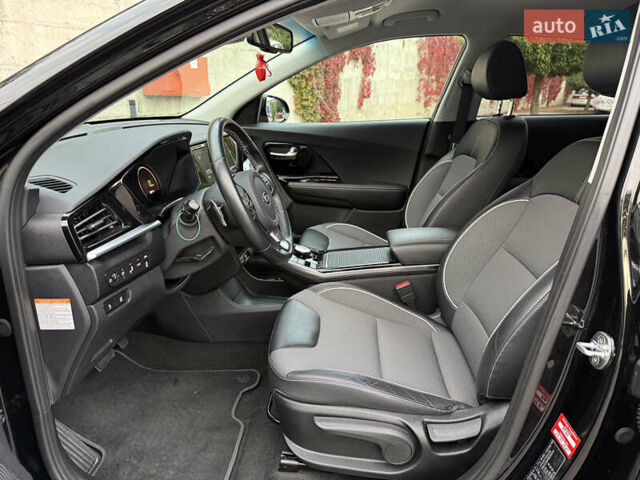 Черный Киа Niro, объемом двигателя 0 л и пробегом 80 тыс. км за 21850 $, фото 63 на Automoto.ua