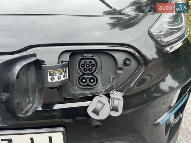 Киа Niro 2021 в Киеве на Automoto.ua Черный Киа Niro, объемом двигателя 0 л и пробегом 128 тыс. км за 20800 $, фото 10 на Automoto.ua