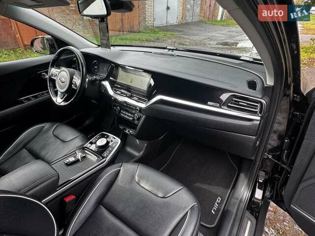 Черный Киа Niro, объемом двигателя 0 л и пробегом 150 тыс. км за 19800 $, фото 43 на Automoto.ua