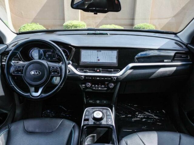 Чорний Кіа Niro, об'ємом двигуна 0 л та пробігом 16 тис. км за 6500 $, фото 4 на Automoto.ua