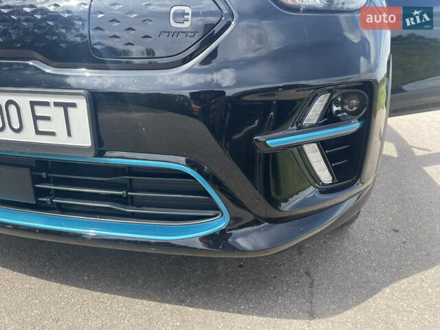 Чорний Кіа Niro, об'ємом двигуна 0 л та пробігом 12 тис. км за 19900 $, фото 10 на Automoto.ua