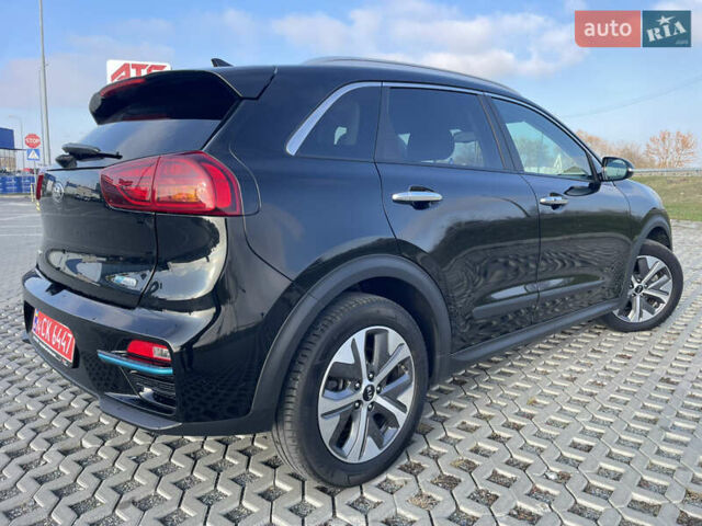 Черный Киа Niro, объемом двигателя 0 л и пробегом 61 тыс. км за 22999 $, фото 12 на Automoto.ua