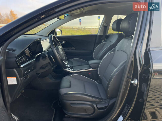 Черный Киа Niro, объемом двигателя 0 л и пробегом 61 тыс. км за 22999 $, фото 35 на Automoto.ua
