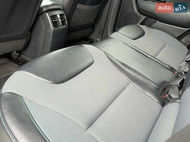 Черный Киа Niro, объемом двигателя 0 л и пробегом 80 тыс. км за 19890 $, фото 69 на Automoto.ua