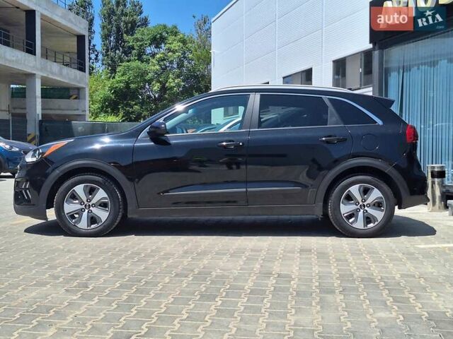 Черный Киа Niro, объемом двигателя 1.58 л и пробегом 112 тыс. км за 19700 $, фото 2 на Automoto.ua