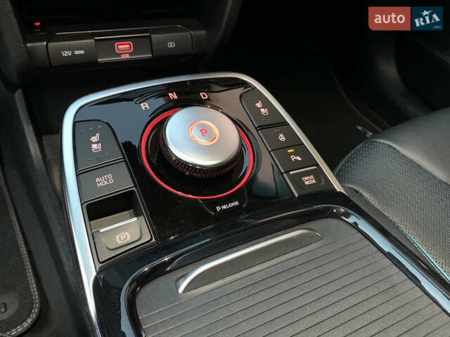 Черный Киа Niro, объемом двигателя 0 л и пробегом 60 тыс. км за 22799 $, фото 42 на Automoto.ua