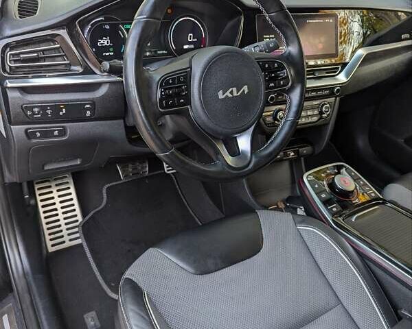 Киа Niro 2021 в Житомире на Automoto.ua Черный Киа Niro, объемом двигателя 0 л и пробегом 162 тыс. км за 19150 $, фото 20 на Automoto.ua