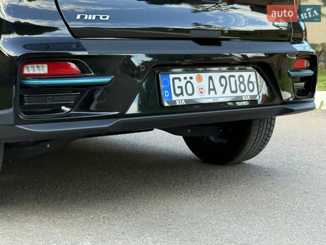 Черный Киа Niro, объемом двигателя 0 л и пробегом 82 тыс. км за 19300 $, фото 47 на Automoto.ua