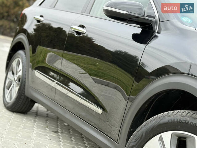 Черный Киа Niro, объемом двигателя 0 л и пробегом 80 тыс. км за 19650 $, фото 141 на Automoto.ua
