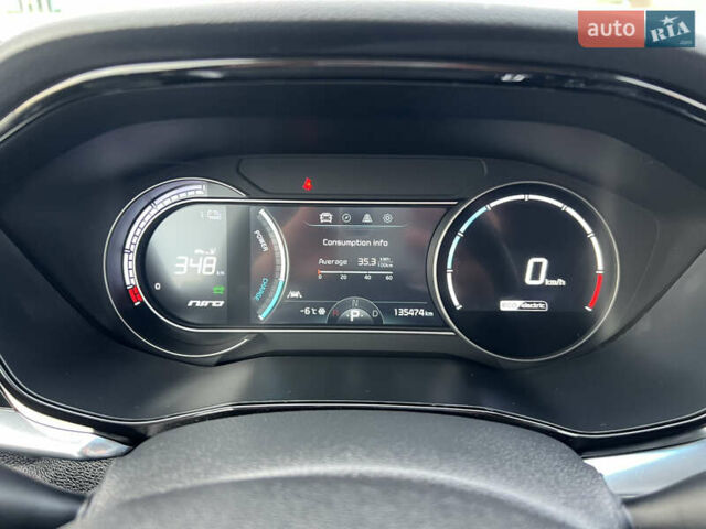 Черный Киа Niro, объемом двигателя 0 л и пробегом 135 тыс. км за 19500 $, фото 19 на Automoto.ua