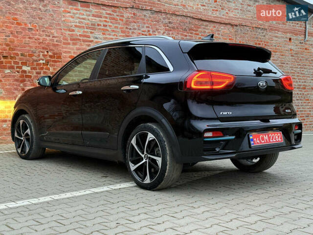 Чорний Кіа Niro, об'ємом двигуна 0 л та пробігом 138 тис. км за 19750 $, фото 32 на Automoto.ua
