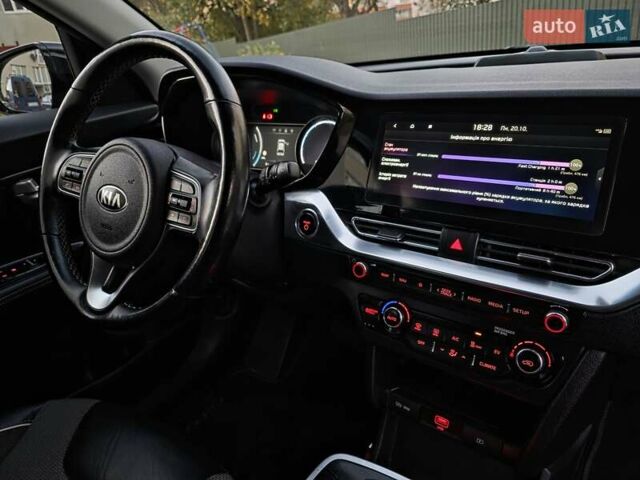 Черный Киа Niro, объемом двигателя 0 л и пробегом 148 тыс. км за 17699 $, фото 35 на Automoto.ua