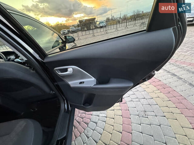 Черный Киа Niro, объемом двигателя 1.58 л и пробегом 62 тыс. км за 25900 $, фото 15 на Automoto.ua