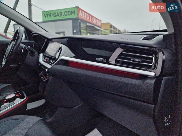 Черный Киа Niro, объемом двигателя 0 л и пробегом 65 тыс. км за 20800 $, фото 49 на Automoto.ua