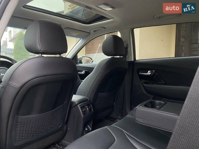 Черный Киа Niro, объемом двигателя 0 л и пробегом 80 тыс. км за 21899 $, фото 41 на Automoto.ua
