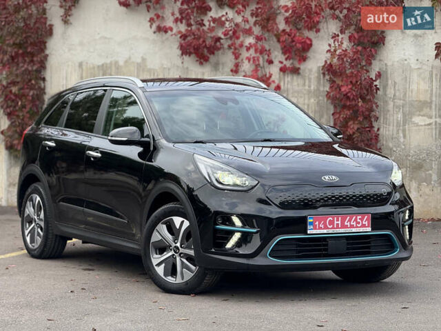 Черный Киа Niro, объемом двигателя 0 л и пробегом 80 тыс. км за 21899 $, фото 5 на Automoto.ua