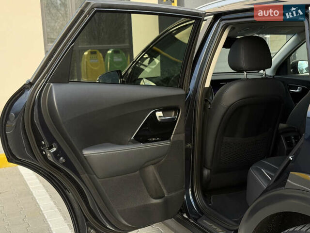 Черный Киа Niro, объемом двигателя 0 л и пробегом 109 тыс. км за 19900 $, фото 29 на Automoto.ua