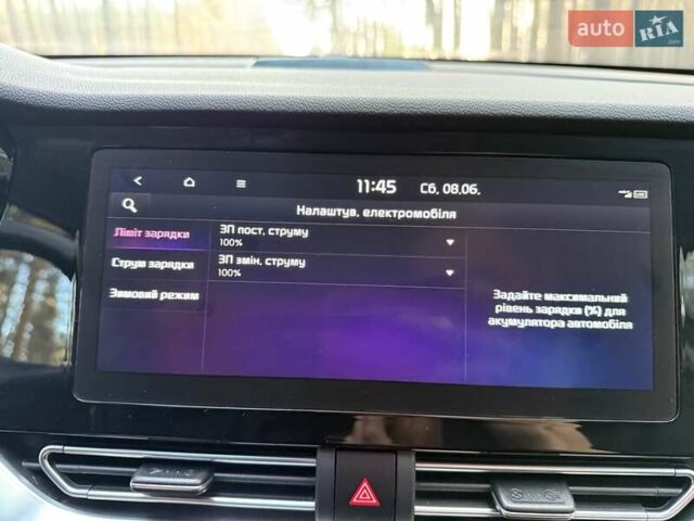 Киа Niro 2022 в Киеве на Automoto.ua Черный Киа Niro, объемом двигателя 0 л и пробегом 70 тыс. км за 22499 $, фото 118 на Automoto.ua