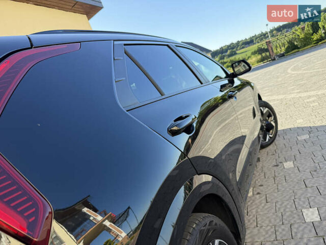 Черный Киа Niro, объемом двигателя 0 л и пробегом 61 тыс. км за 25950 $, фото 47 на Automoto.ua