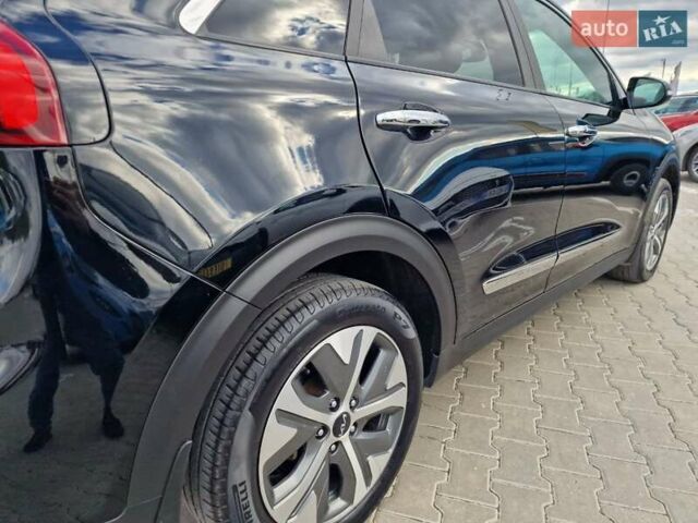Кіа Niro 2022 у Вінниці на Automoto.ua Чорний Кіа Niro, об'ємом двигуна 0 л та пробігом 174 тис. км за 19600 $, фото 10 на Automoto.ua