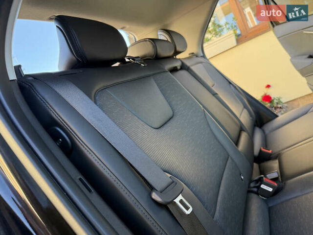Черный Киа Niro, объемом двигателя 0 л и пробегом 61 тыс. км за 25950 $, фото 71 на Automoto.ua