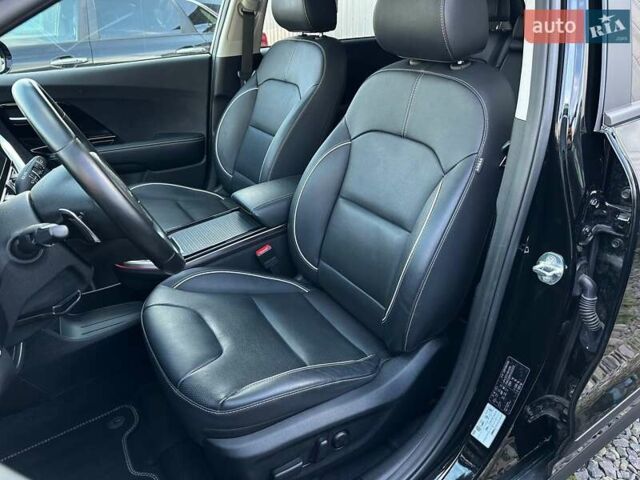 Черный Киа Niro, объемом двигателя 0 л и пробегом 29 тыс. км за 22900 $, фото 39 на Automoto.ua