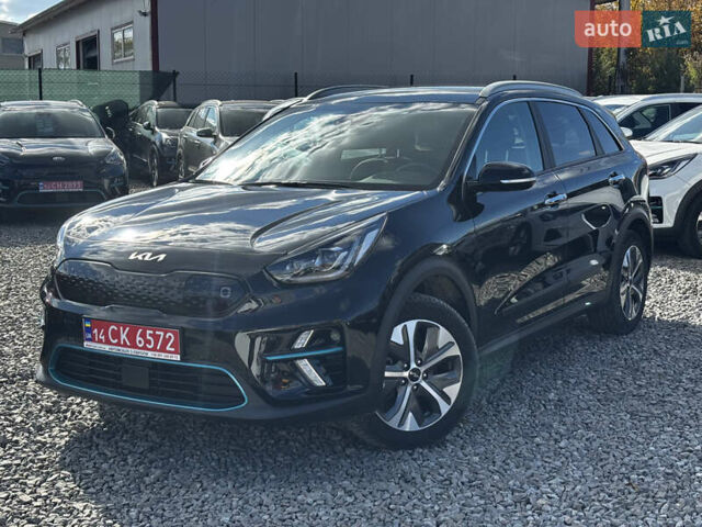 Чорний Кіа Niro, об'ємом двигуна 0 л та пробігом 23 тис. км за 24999 $, фото 4 на Automoto.ua