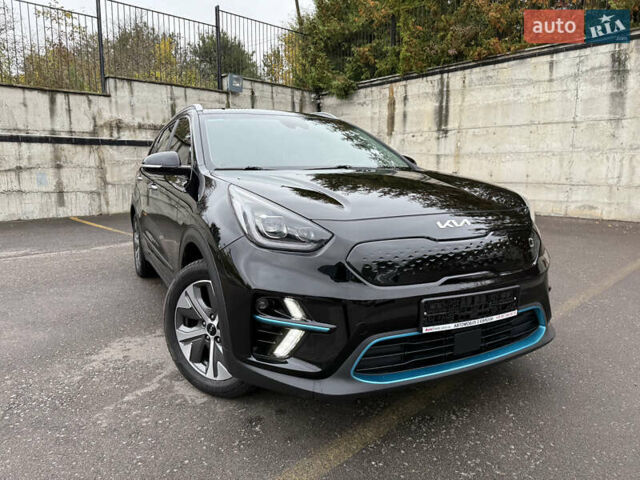 Чорний Кіа Niro, об'ємом двигуна 0 л та пробігом 108 тис. км за 21850 $, фото 10 на Automoto.ua