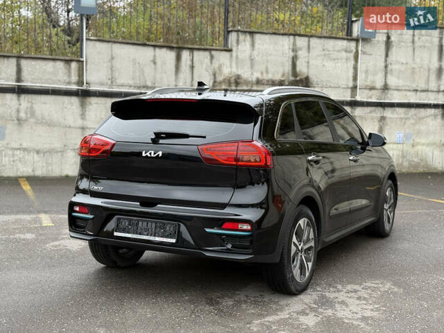 Чорний Кіа Niro, об'ємом двигуна 0 л та пробігом 108 тис. км за 21850 $, фото 22 на Automoto.ua