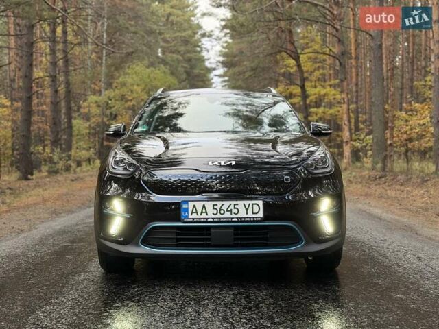 Киа Niro 2022 в Киеве на Automoto.ua Черный Киа Niro, объемом двигателя 0 л и пробегом 70 тыс. км за 22499 $, фото 9 на Automoto.ua