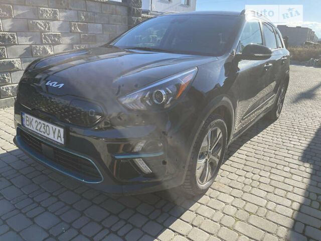 Чорний Кіа Niro, об'ємом двигуна 0 л та пробігом 30 тис. км за 25000 $, фото 16 на Automoto.ua