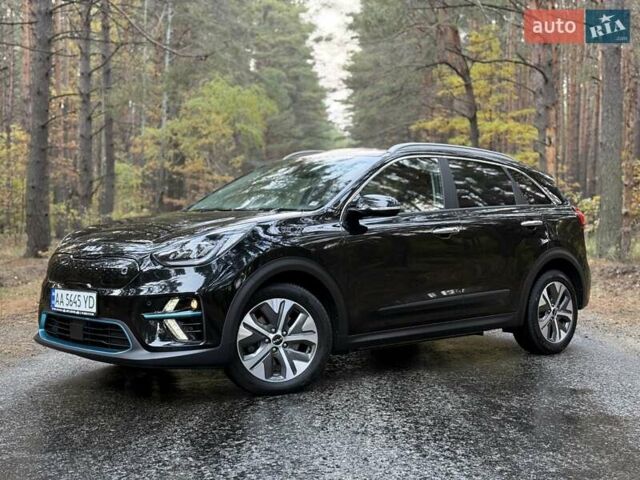 Киа Niro 2022 в Киеве на Automoto.ua Черный Киа Niro, объемом двигателя 0 л и пробегом 70 тыс. км за 22499 $, фото 2 на Automoto.ua