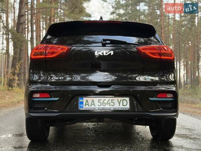 Киа Niro 2022 в Киеве на Automoto.ua Черный Киа Niro, объемом двигателя 0 л и пробегом 70 тыс. км за 22499 $, фото 14 на Automoto.ua