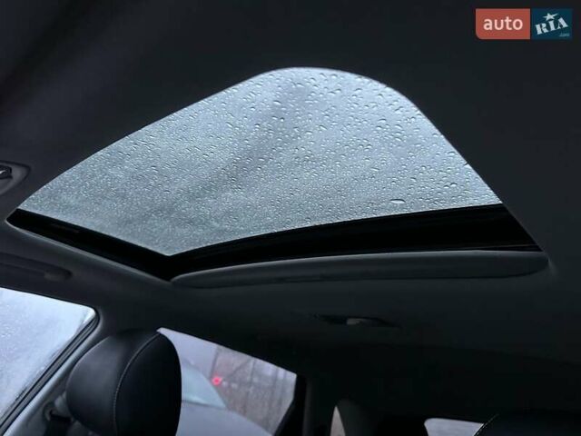 Черный Киа Niro, объемом двигателя 0 л и пробегом 84 тыс. км за 22900 $, фото 4 на Automoto.ua