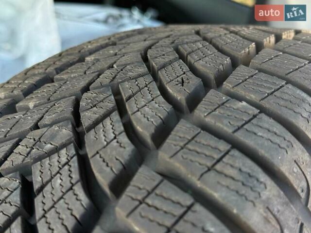 Черный Киа Niro, объемом двигателя 0 л и пробегом 84 тыс. км за 22900 $, фото 9 на Automoto.ua