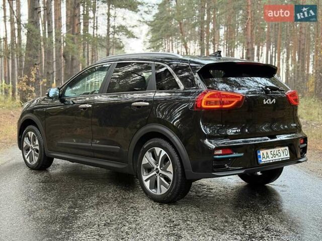 Киа Niro 2022 в Киеве на Automoto.ua Черный Киа Niro, объемом двигателя 0 л и пробегом 70 тыс. км за 22499 $, фото 7 на Automoto.ua