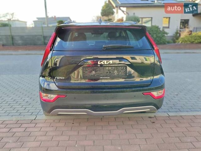 Черный Киа Niro, объемом двигателя 0 л и пробегом 30 тыс. км за 21000 $, фото 6 на Automoto.ua